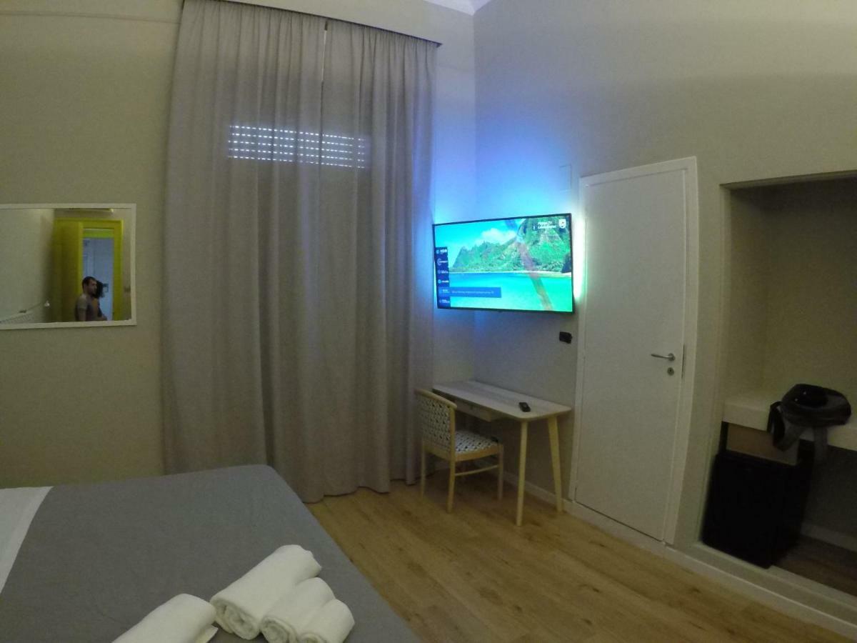 Ace Rooms Vsg Villa San Giovanni Luaran gambar