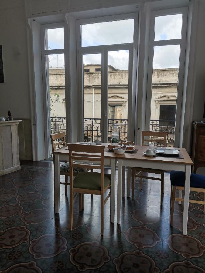 Ace Rooms Vsg Villa San Giovanni Luaran gambar